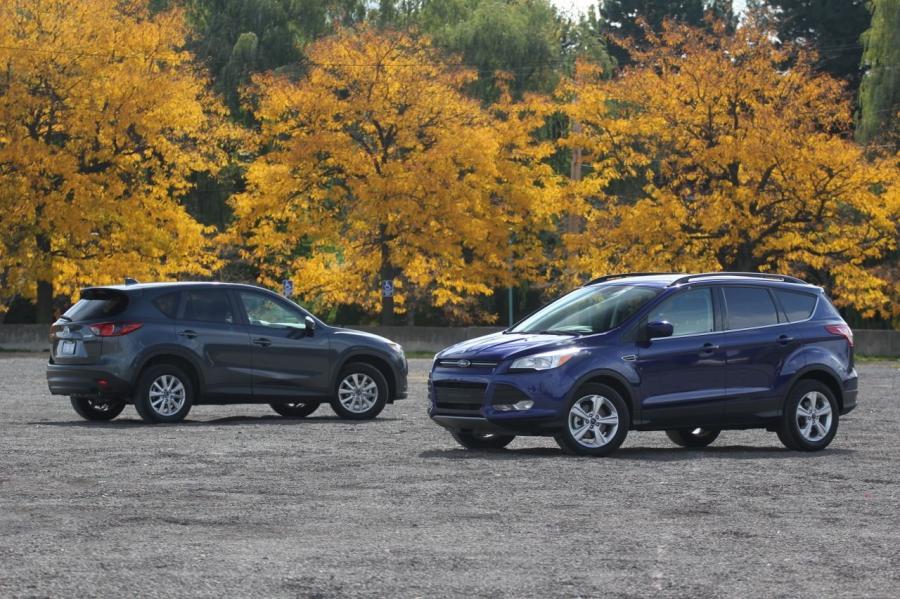  Ford Escape 2013 года  (фото 47 из 222)